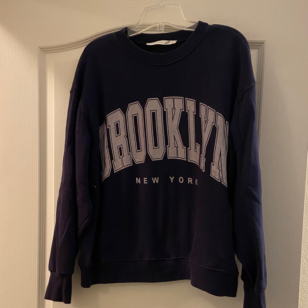 Altar’d Sate Brooklyn NY navy blue sweatshirt medium 💙